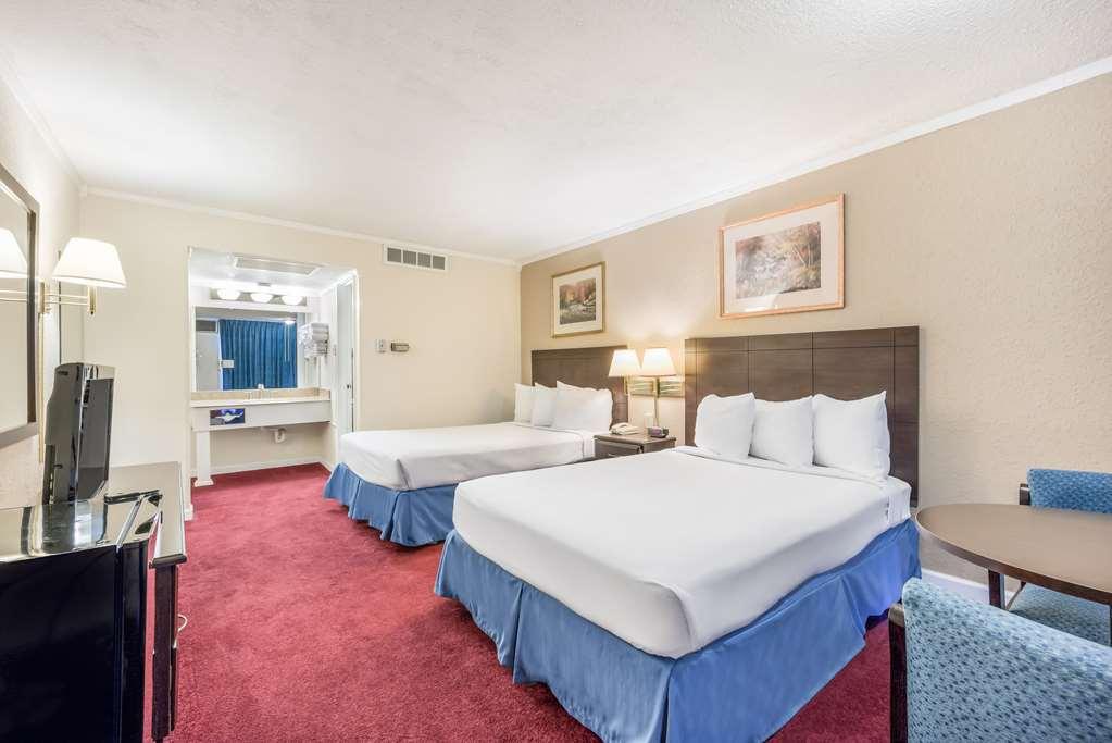 Americas Best Value Inn St. Joseph At I-29 Phòng bức ảnh