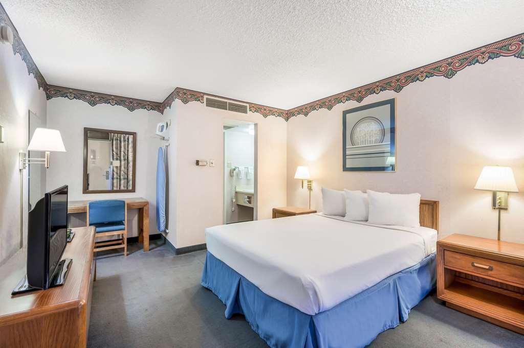 Americas Best Value Inn St. Joseph At I-29 Phòng bức ảnh