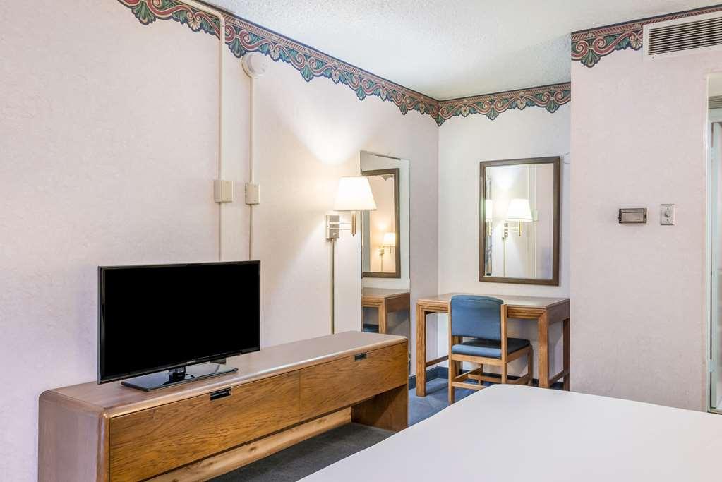 Americas Best Value Inn St. Joseph At I-29 Phòng bức ảnh