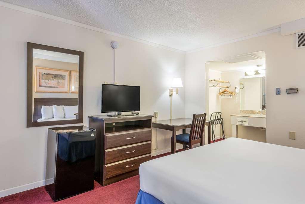 Americas Best Value Inn St. Joseph At I-29 Phòng bức ảnh