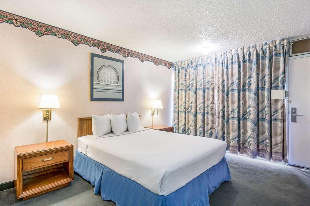 Americas Best Value Inn St. Joseph At I-29 Phòng bức ảnh