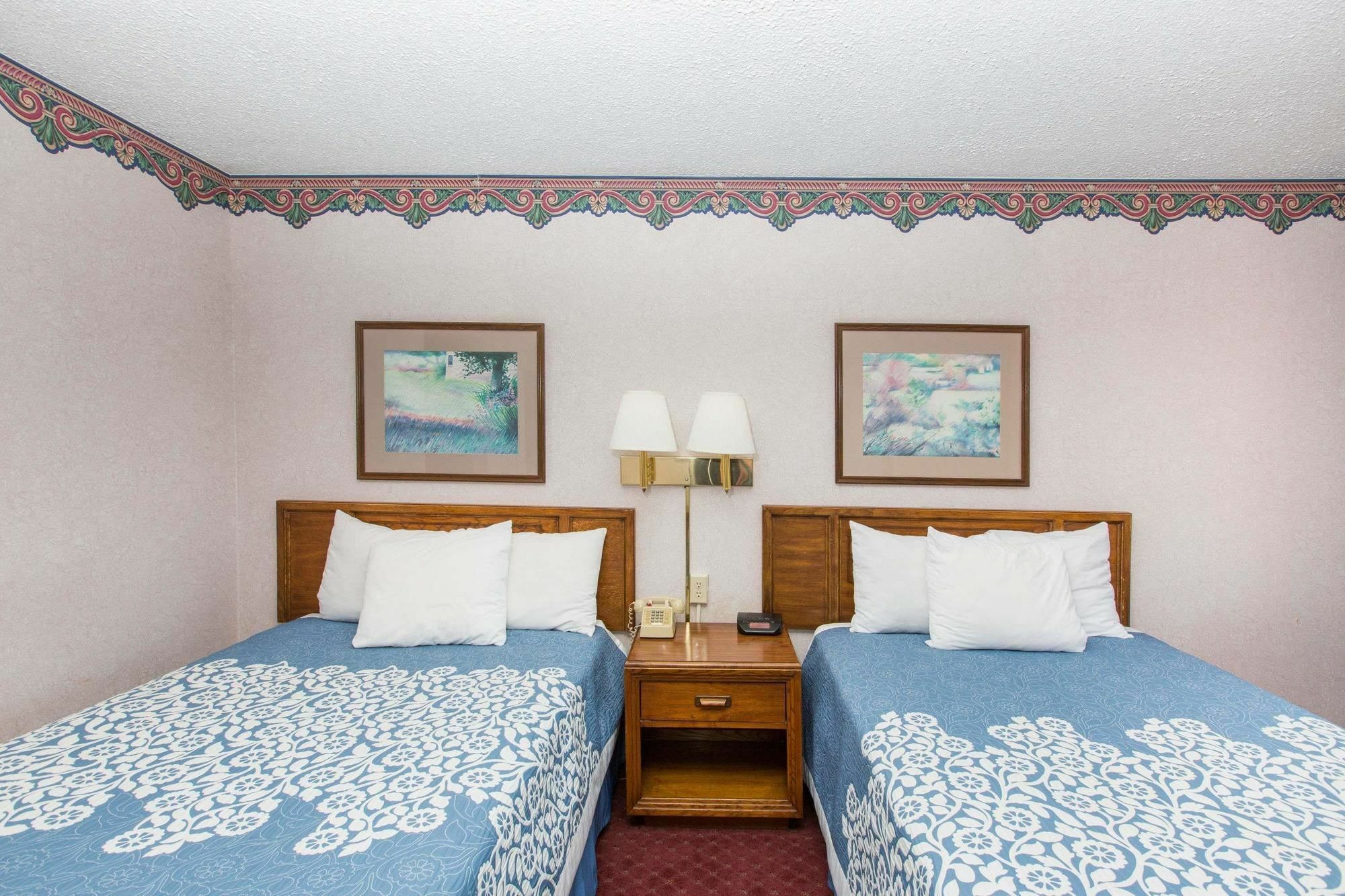 Americas Best Value Inn St. Joseph At I-29 Ngoại thất bức ảnh